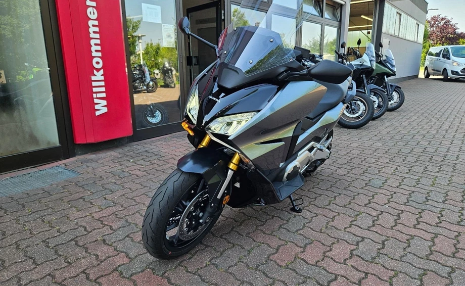 Offer Honda Forza 750 Bild 2: Offer Honda Forza 750