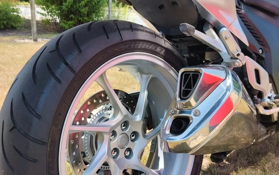 Offer Honda VFR 1200 F Bild 12: Offer Honda VFR 1200 F