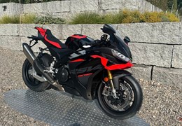 Neumotorrad Aprilia RSV4 1100 Factory