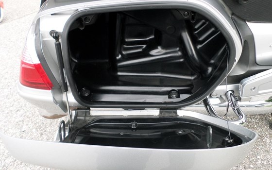 Gebrauchtmotorrad Honda GL 1800 Goldwing - Bild 12 Gebrauchtmotorrad Honda GL 1800 Goldwing - Bild 12