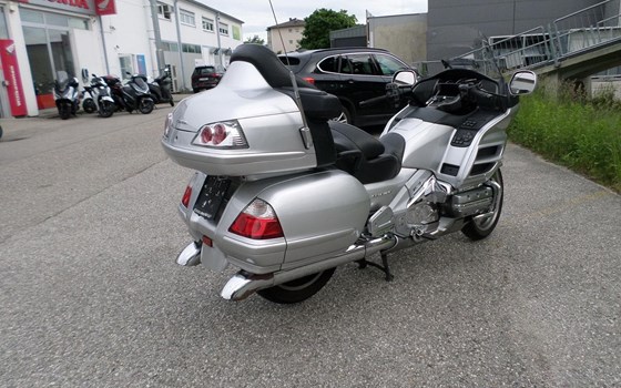 Gebrauchtmotorrad Honda GL 1800 Goldwing - Bild 3 Gebrauchtmotorrad Honda GL 1800 Goldwing - Bild 3