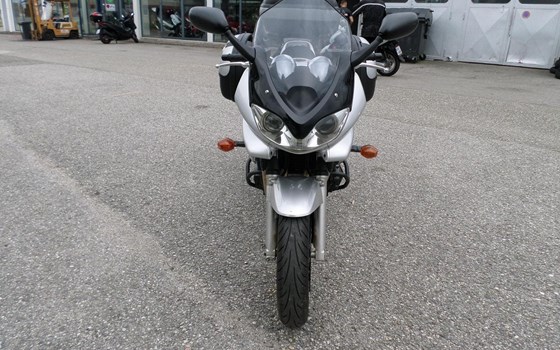 Gebrauchtmotorrad Suzuki Bandit 1200S - Bild 8 Gebrauchtmotorrad Suzuki Bandit 1200S - Bild 8
