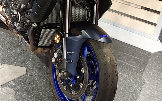 Gebrauchtmotorrad Yamaha MT-10 - Bild 3