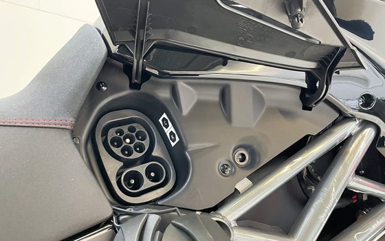 Neufahrzeug Energica Experia - Bild 9