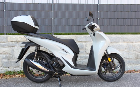 Neufahrzeug Honda SH150i - Bild 1 Neufahrzeug Honda SH150i - Bild 1