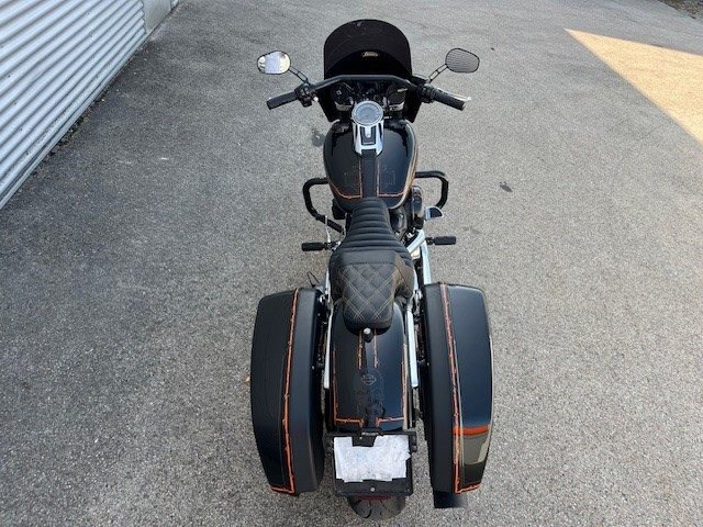 Harley-Davidson Softail Sport Glide FLSB (Custom Sonderlackierung) - Bild 10