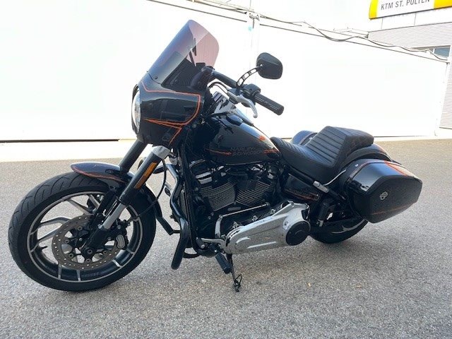 Harley-Davidson Softail Sport Glide FLSB (Custom Sonderlackierung) - Bild 12
