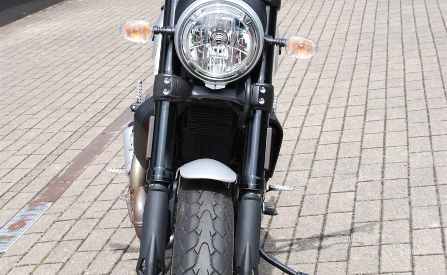 Offer Ducati Scrambler Street Classic Bild 10: Offer Ducati Scrambler Street Classic