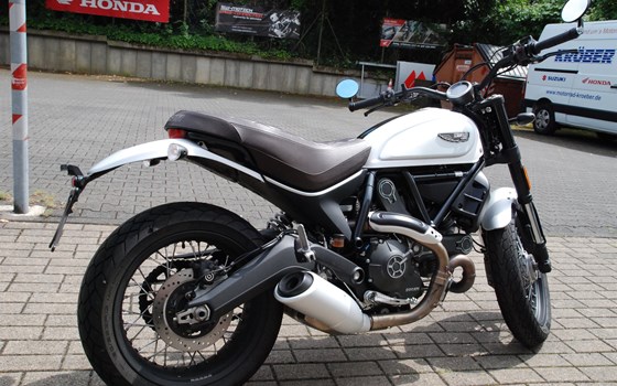 Gebrauchtmotorrad Ducati Scrambler Street Classic - Bild 5