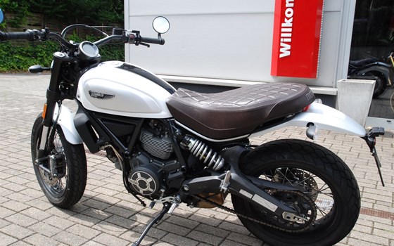 Gebrauchtmotorrad Ducati Scrambler Street Classic - Bild 8