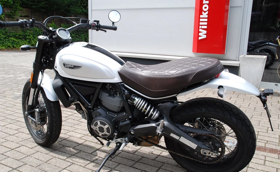 Offer Ducati Scrambler Street Classic Bild 8: Offer Ducati Scrambler Street Classic