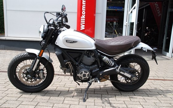 Gebrauchtmotorrad Ducati Scrambler Street Classic - Bild 9
