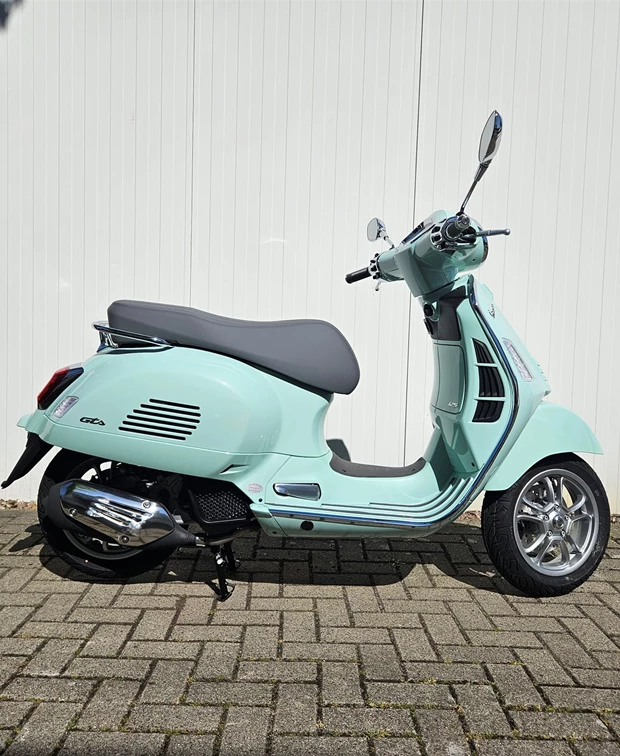 Vespa GTS 125<br />E5+