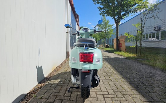 Neufahrzeug Vespa GTS 125 - Bild 4