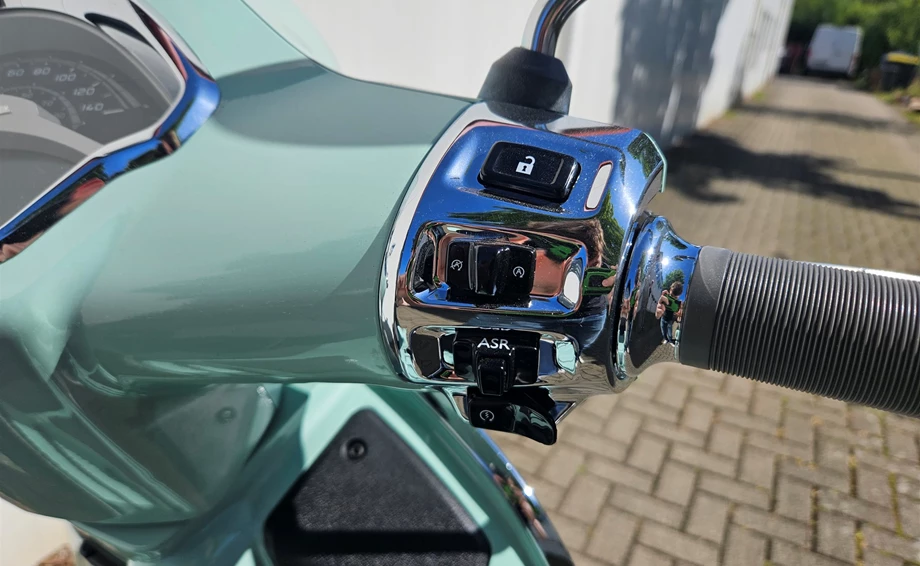 Angebot Vespa GTS 125 Bild 6: Angebot Vespa GTS 125