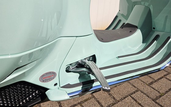 Neufahrzeug Vespa GTS 125 - Bild 9