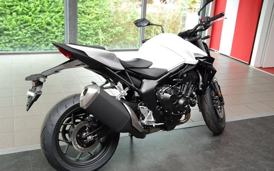 Gebrauchtmotorrad Honda CB1000 Hornet - Bild 11