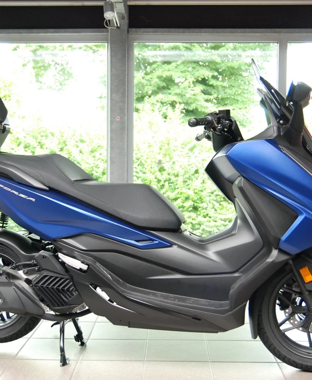 Honda Forza 125<br />Modell 2025 Alle Farben am Lager