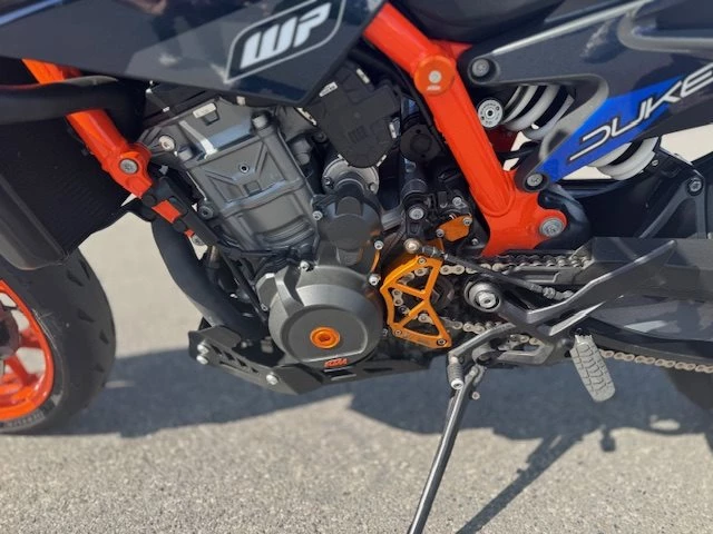 Angebot KTM 890 Duke R Bild 5: Angebot KTM 890 Duke R