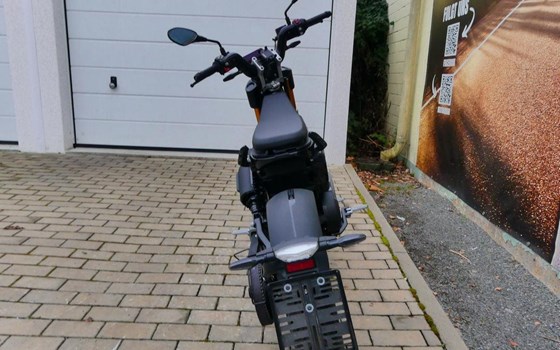 Gebrauchtmotorrad BMW CE 02 11kW - Bild 5