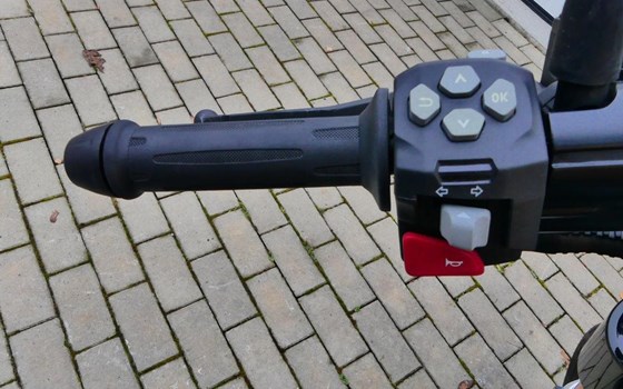 Gebrauchtmotorrad BMW CE 02 11kW - Bild 6