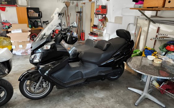 Gebrauchtmotorrad Suzuki Burgman 650 Executive - Bild 5 Gebrauchtmotorrad Suzuki Burgman 650 Executive - Bild 5