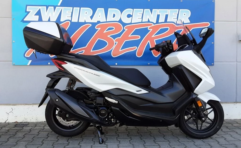 Offer Honda Forza 350 Bild 4: Offer Honda Forza 350