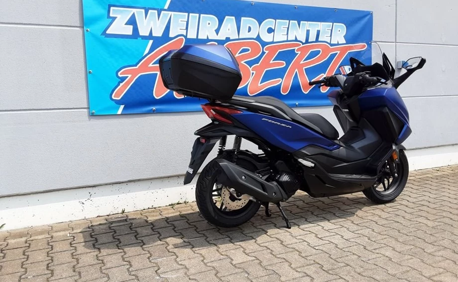 Offer Honda Forza 125 Bild 3: Offer Honda Forza 125