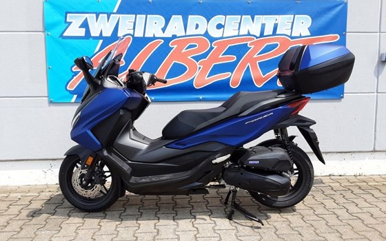 Gebrauchtmotorrad Honda Forza 125 - Bild 7