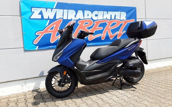 Gebrauchtmotorrad Honda Forza 125 - Bild 9