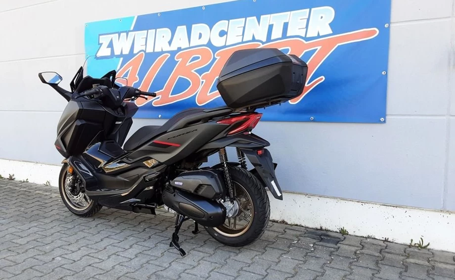 Offer Honda Forza 125 Bild 3: Offer Honda Forza 125