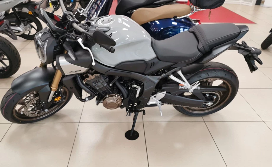 Angebot Honda CB650R E-Clutch Bild 1: Angebot Honda CB650R E-Clutch