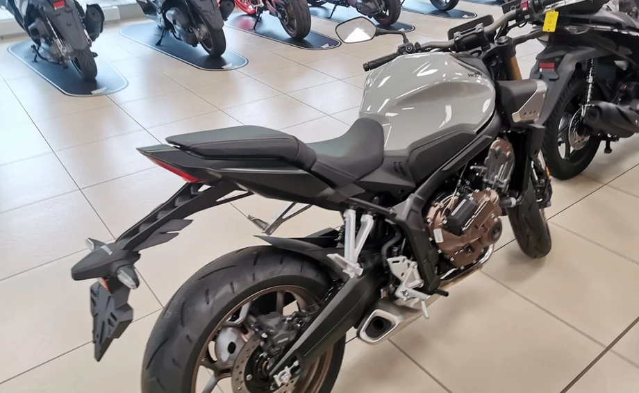 Angebot Honda CB650R E-Clutch Bild 3: Angebot Honda CB650R E-Clutch