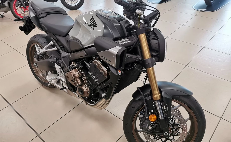 Angebot Honda CB650R E-Clutch Bild 5: Angebot Honda CB650R E-Clutch