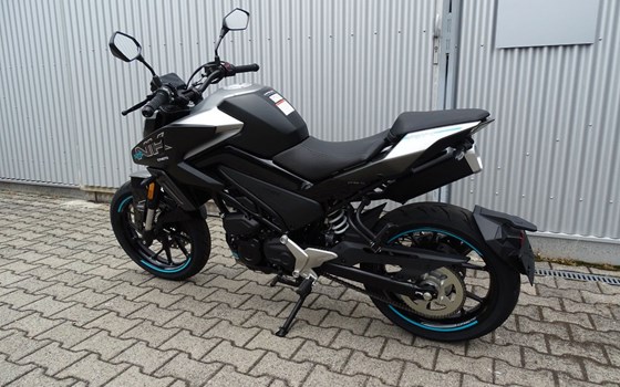 Neufahrzeug CFMOTO 125NK - Bild 7
