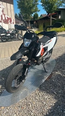 Angebot KTM 690 SMC R Bild 7: Angebot KTM 690 SMC R