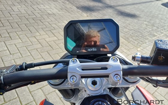 Neufahrzeug Aprilia Tuono 457 - Bild 13