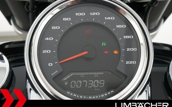 Gebrauchtmotorrad Harley-Davidson Softail Sport Glide FLSB - Bild 12