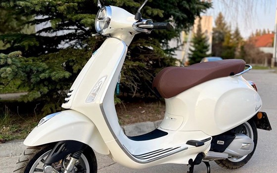 Gebrauchtmotorrad Vespa Primavera 125 - Bild 1 Gebrauchtmotorrad Vespa Primavera 125 - Bild 1