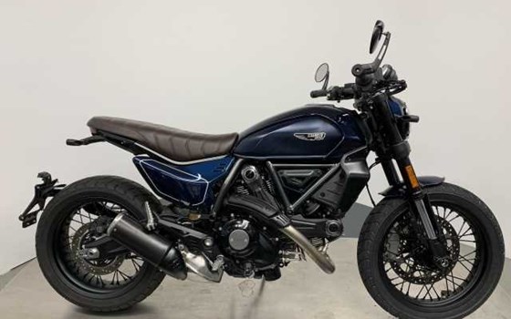 Gebrauchtmotorrad Ducati Scrambler Nightshift - Bild 2