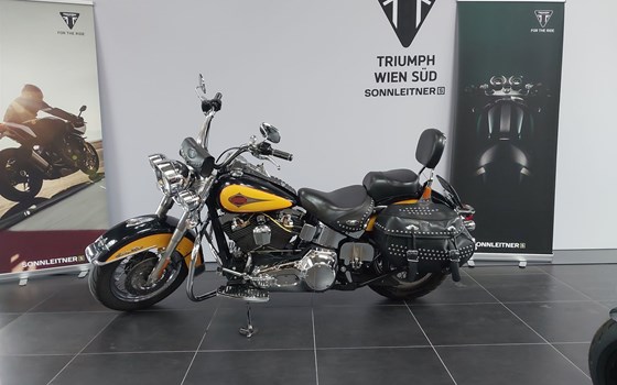 Gebrauchtmotorrad Harley-Davidson Softail Heritage Classic FLSTC - Bild 1 Gebrauchtmotorrad Harley-Davidson Softail Heritage Classic FLSTC - Bild 1