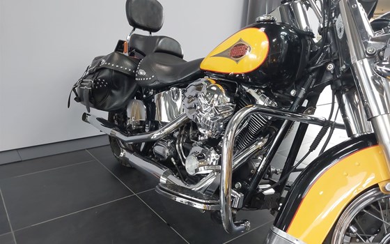 Gebrauchtmotorrad Harley-Davidson Softail Heritage Classic FLSTC - Bild 10 Gebrauchtmotorrad Harley-Davidson Softail Heritage Classic FLSTC - Bild 10