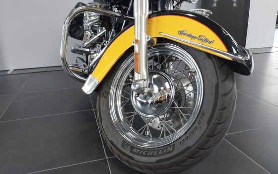 Gebrauchtmotorrad Harley-Davidson Softail Heritage Classic FLSTC - Bild 5 Gebrauchtmotorrad Harley-Davidson Softail Heritage Classic FLSTC - Bild 5