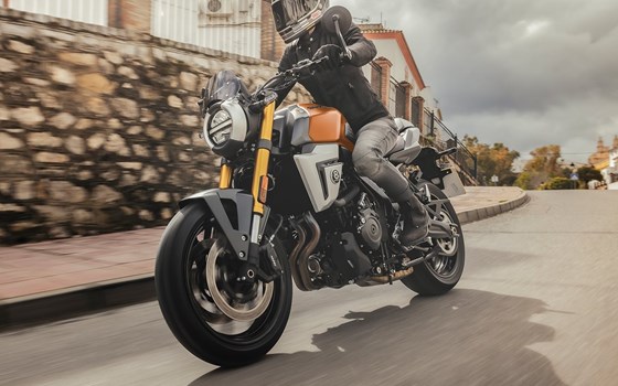 Neufahrzeug Suzuki GSX-8T - Bild 3