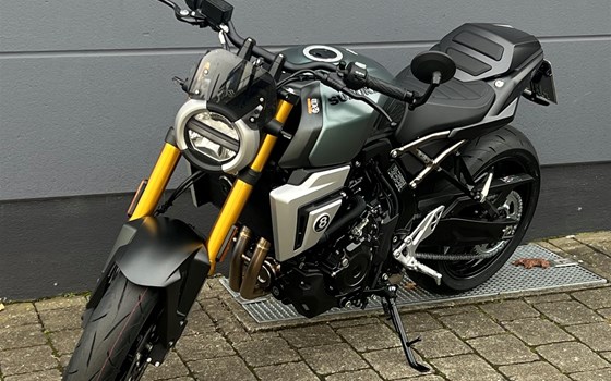 Neufahrzeug Suzuki GSX-8T - Bild 4