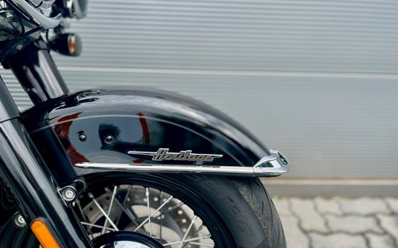 Gebrauchtmotorrad Harley-Davidson Softail Heritage Classic FLHC - Bild 10 Gebrauchtmotorrad Harley-Davidson Softail Heritage Classic FLHC - Bild 10