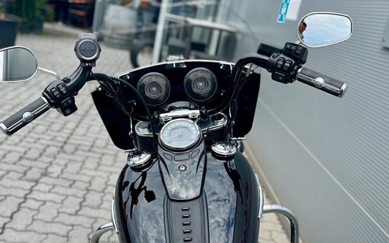 Gebrauchtmotorrad Harley-Davidson Softail Heritage Classic FLHC - Bild 5 Gebrauchtmotorrad Harley-Davidson Softail Heritage Classic FLHC - Bild 5