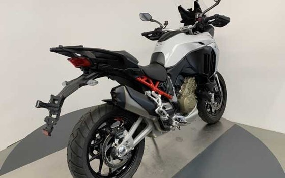 Gebrauchtmotorrad Ducati Multistrada V4 S - Bild 3