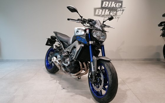 Gebrauchtmotorrad Yamaha MT-09 - Bild 1 Gebrauchtmotorrad Yamaha MT-09 - Bild 1