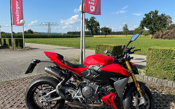 Neufahrzeug Ducati Streetfighter V2 S - Bild 1 Neufahrzeug Ducati Streetfighter V2 S - Bild 1